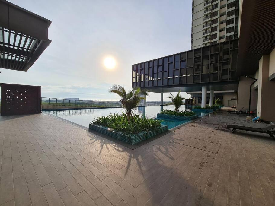 Luxury Bali Homestay Malacca Exterior photo